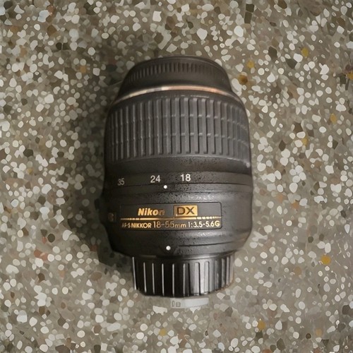 Nikon nikkor swm vr - dx,