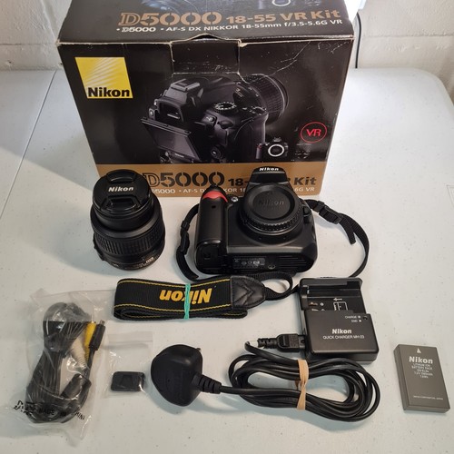 Nikon d5000 vr - nikon, 18-55